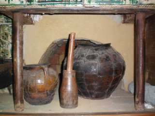 Старовинний глиняний посуд