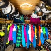 Прокат туристичного спорядження у Карпатах 2025